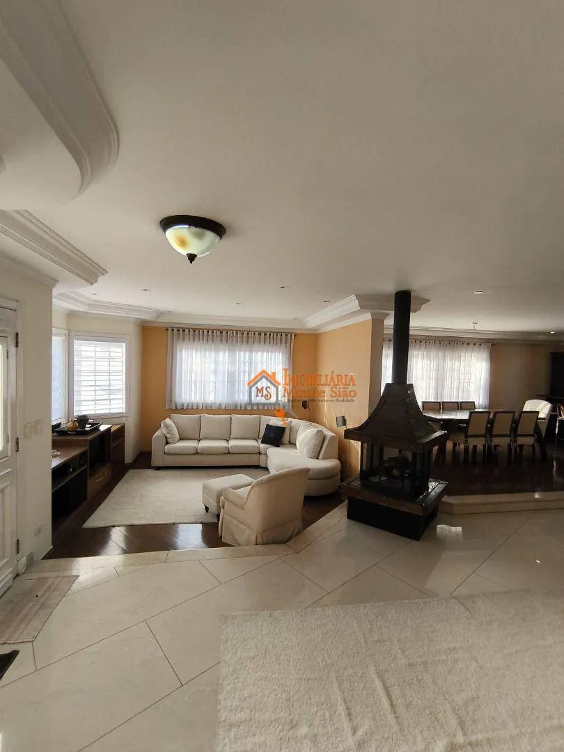 Imagem Sobrado com 3 dormitórios à venda, 450 m² por R$ 2.800.000,00 - Jardim Maia - Guarulhos/SP