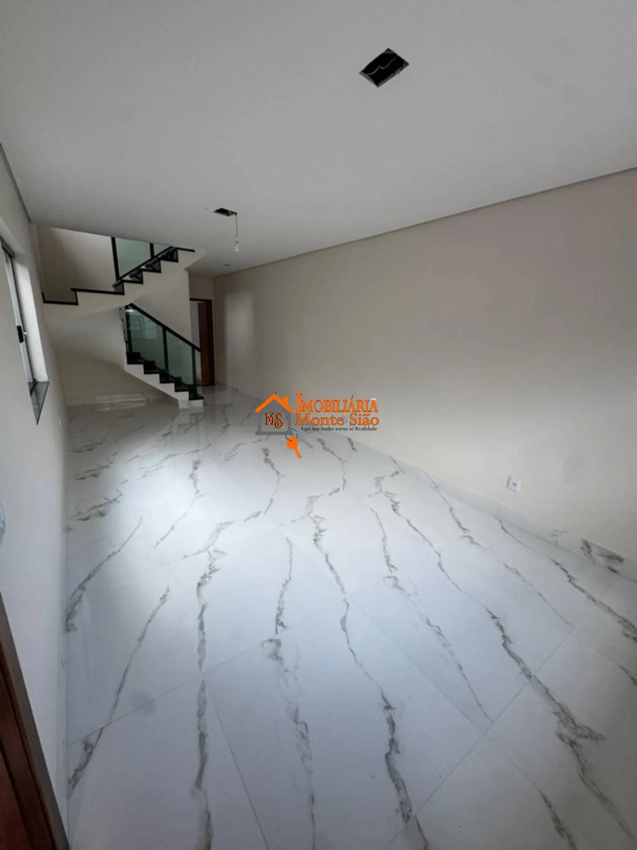 Imagem Sobrado com 3 dormitórios à venda, 100 m² por R$ 900.000,00 - Jardim Bom Clima - Guarulhos/SP