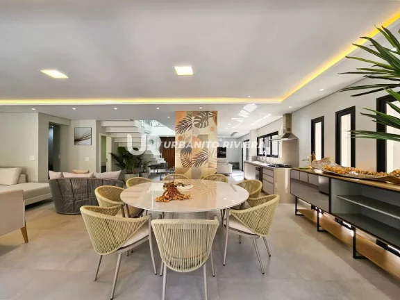 Foto do imóvel Residência de Alto Padrão com 379m2 Totalmente Mobiliada e Decorada em Passeio das Garaunas