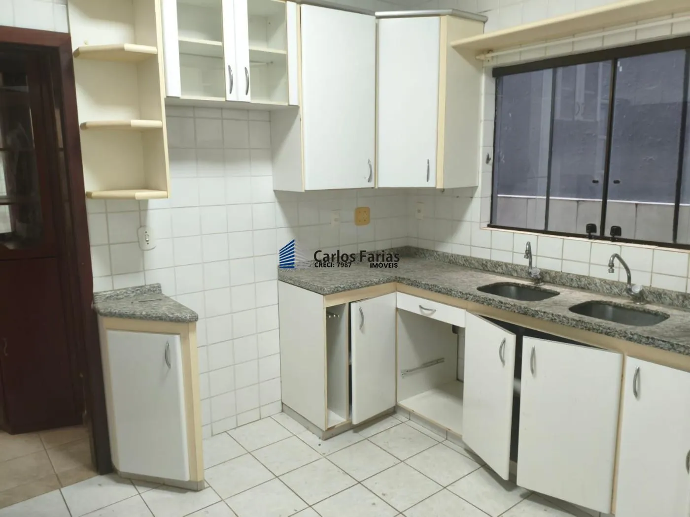 Imagem Casa em Condomínio para Venda em Brasília, Setor Habitacional Jardim Botânico, 4 dormitórios, 1 suíte, 5 banheiros, 4 vagas