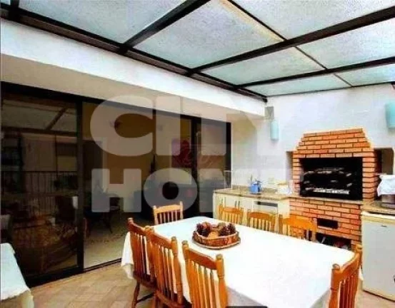 Imagem Cobertura com 380m² na Vila Nova Conceição. Amplo living em madeira tábuas de ipê em "L" para 0...