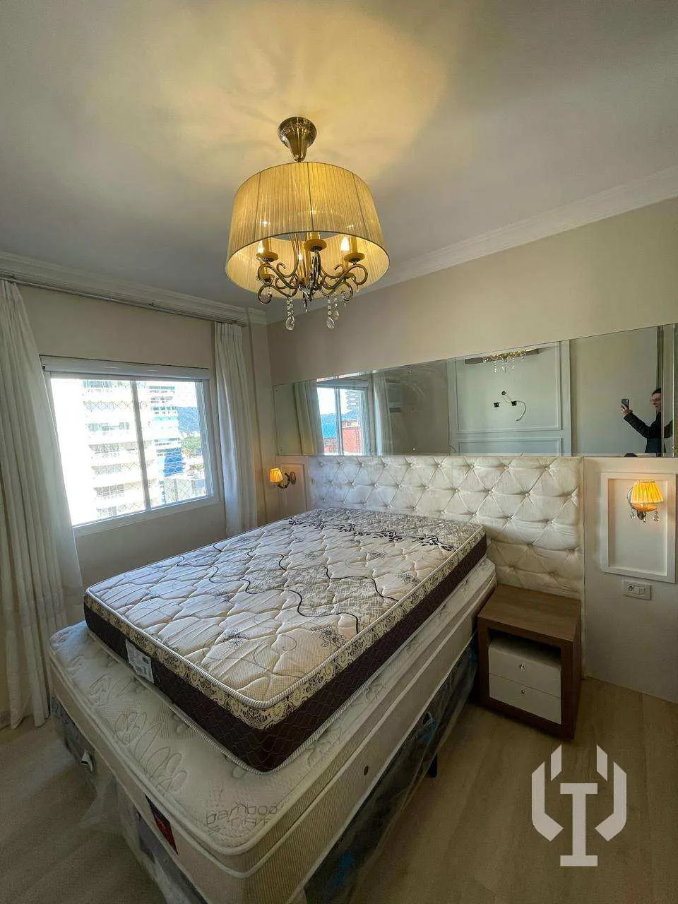 Imagem Apartamento para alugar em Itapema, Meia praia, com 4 quartos, 120m2