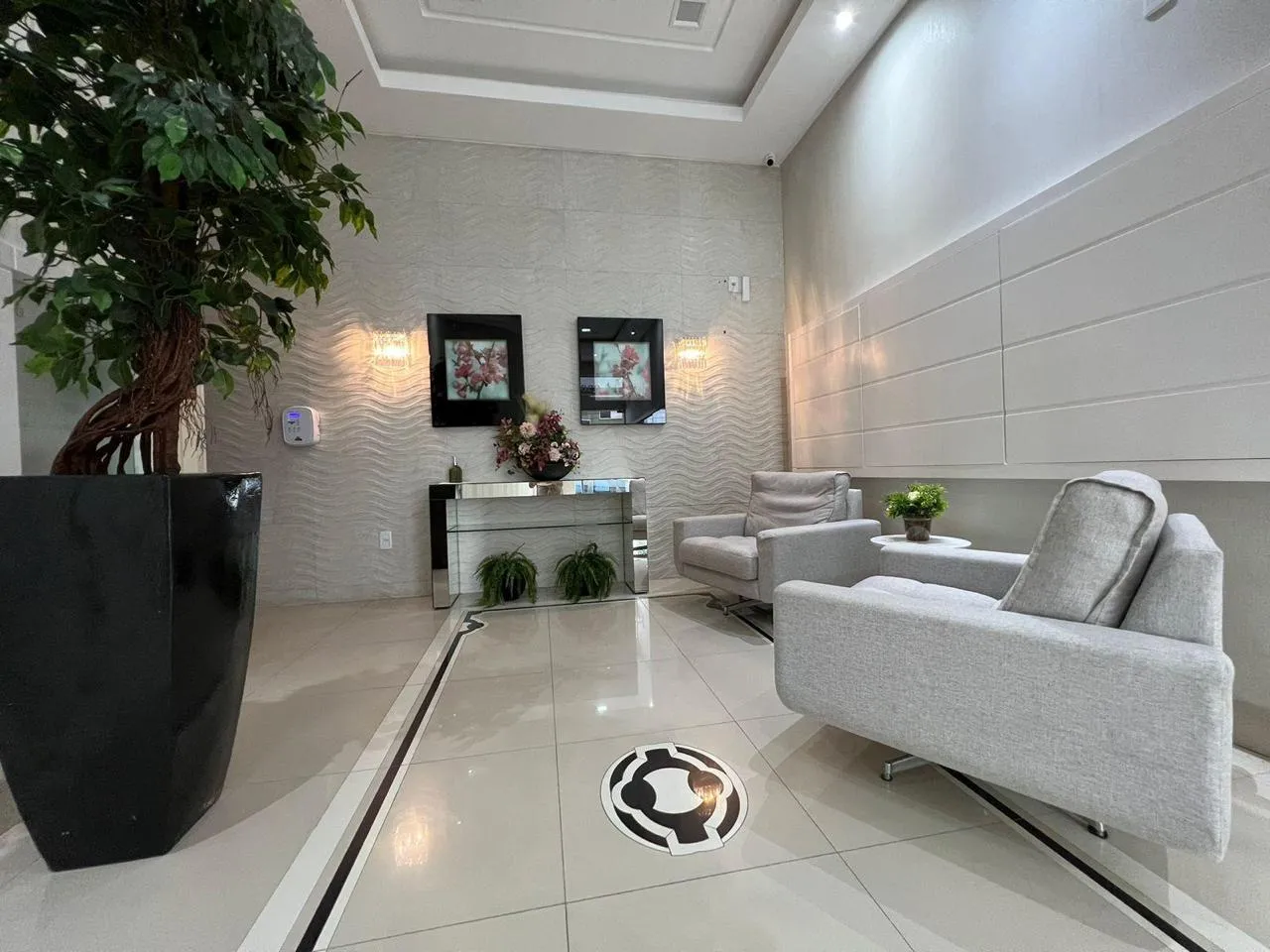 Imagem Apartamento com vista para o mar à venda com 137m2 por R$ 2.850.000,00