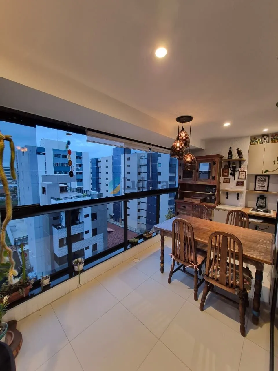 Imagem Apto Alto Padrão - 92m² - 3 quartos - 2 suites - 2 vagas cobertas - em Intermares, Cabedelo/PB