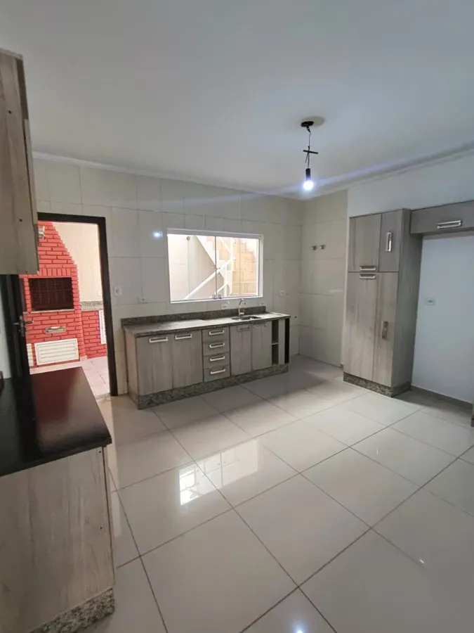 Imagem Casa para Venda em Santo André, Campestre, 3 dormitórios, 3 suítes, 1 banheiro, 4 vagas