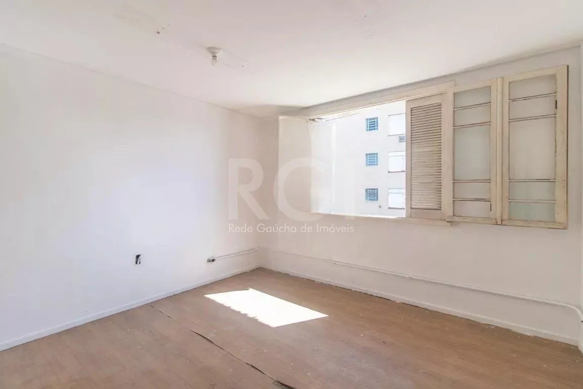 Imagem Vende casa 03 dormitórios, 275,22 m², bairro Azenha/Porto Alegre