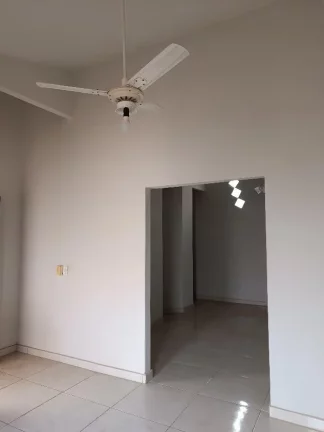 Imagem CASA A VENDA NO BAIRRO DOM LAFAIETE