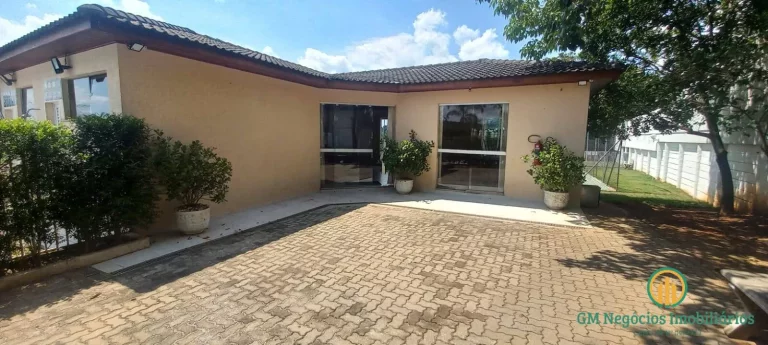 Imagem Linda casa 3 dormitórios, sendo 1 suíte com closet em condomínio com lazer