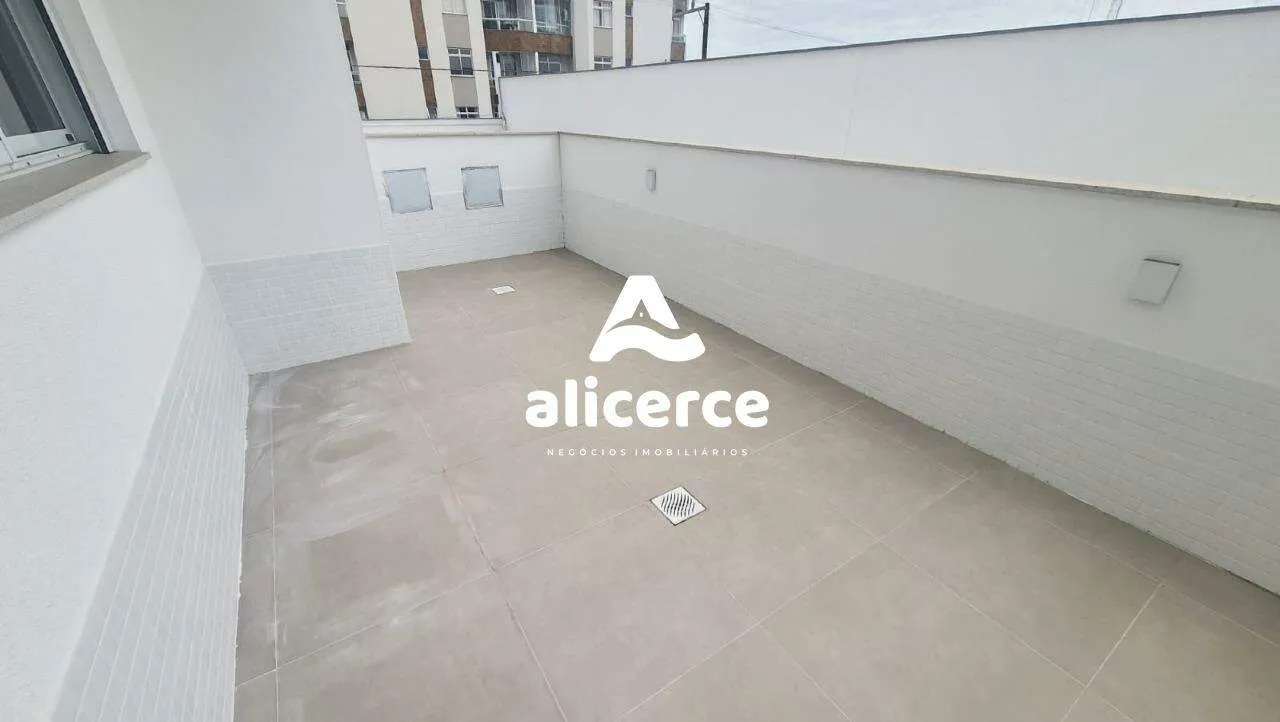 Imagem Apartamento Novo com Terraçao (garden) em Capoeiras - 111,00 m2