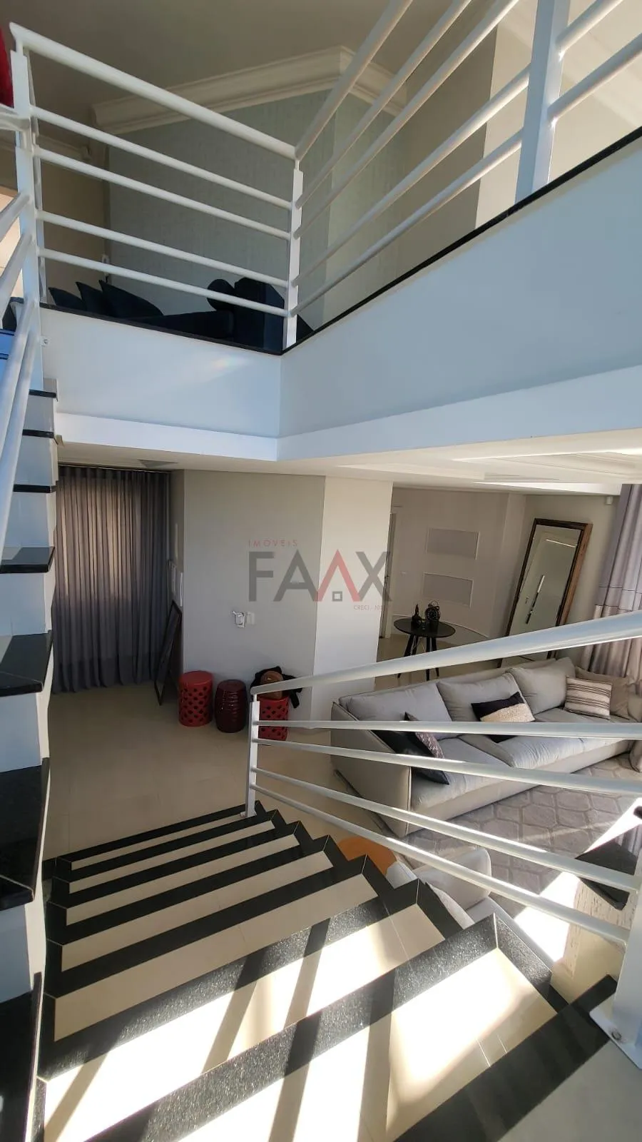 Imagem Sobrado de alto Padrão, Conforto e Sofisticação no Bairro dos Estados
