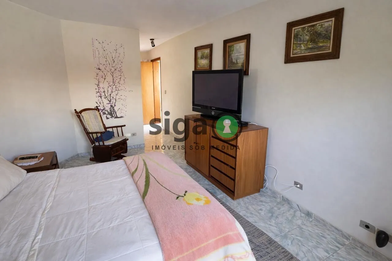 Imagem Casa no Brooklin com 3 quartos\2 suites\460acmts