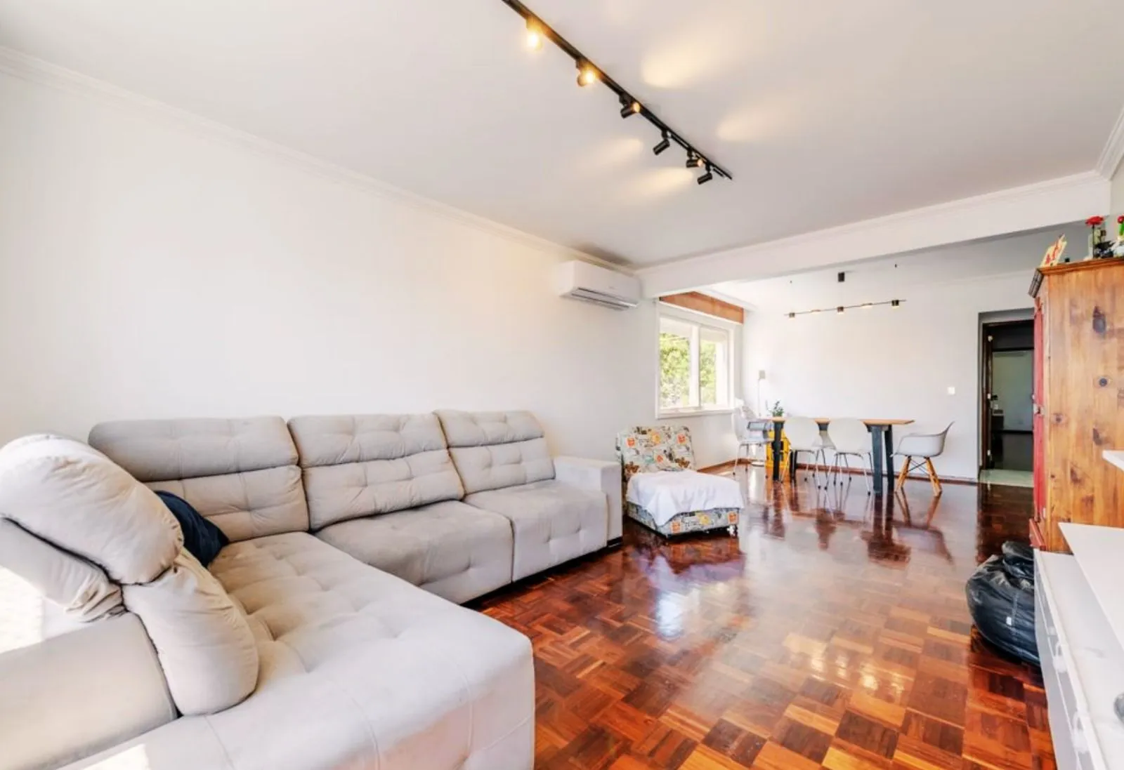Imagem Apartamento com 164.55m², 3 dorm, Moinhos de Vento