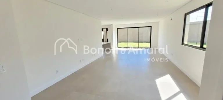 Imagem Lindo sobrado, bem localizado!
No pavimento superior, são 3 suítes, todas com armário e ar condic...