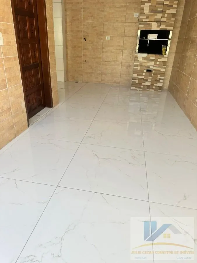 Imagem Sobrado para Venda em Fazenda Rio Grande, Iguaçu, 2 dormitórios, 1 suíte, 2 banheiros, 2 vagas