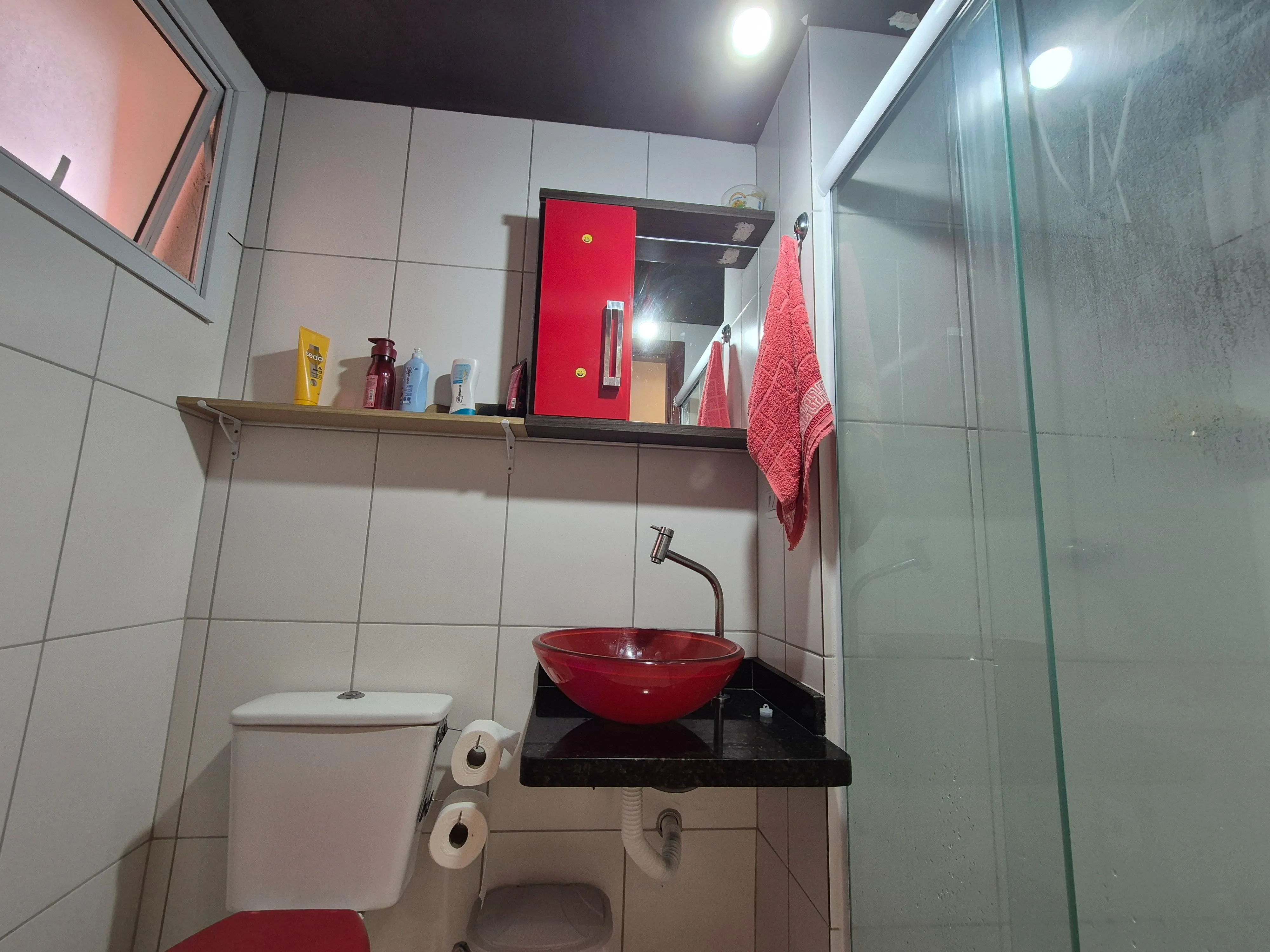 Imagem Apartamento à venda no Jardim São Carlos, Sorocaba, 51 m², 2 dormitórios, varanda, andar alto, vista livre, lazer completo e próximo ao Campolim