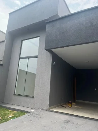 Casa De 3/4 C Suite No Pontal Sul