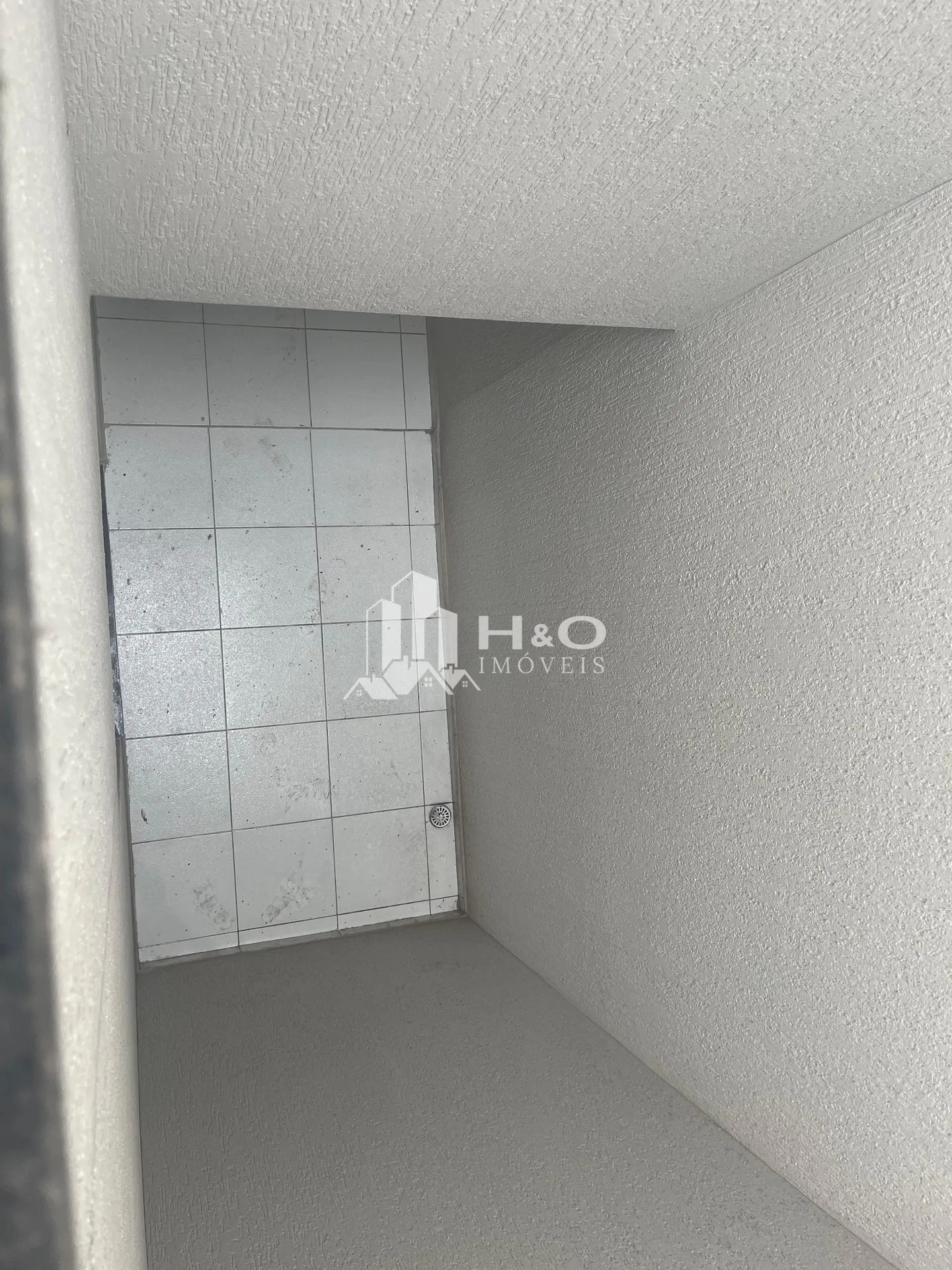 Imagem Oportunidade. Sobrado à Venda em São Miguel Paulista - 2 Suítes, Sacada, Financiamento pelo Minha Casa Minha Vida