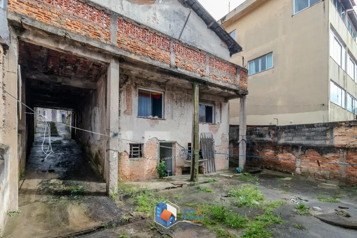Imagem Casa para venda em Jardim Jabaquara com 8 quartos, sendo 1 suíte, 300m²