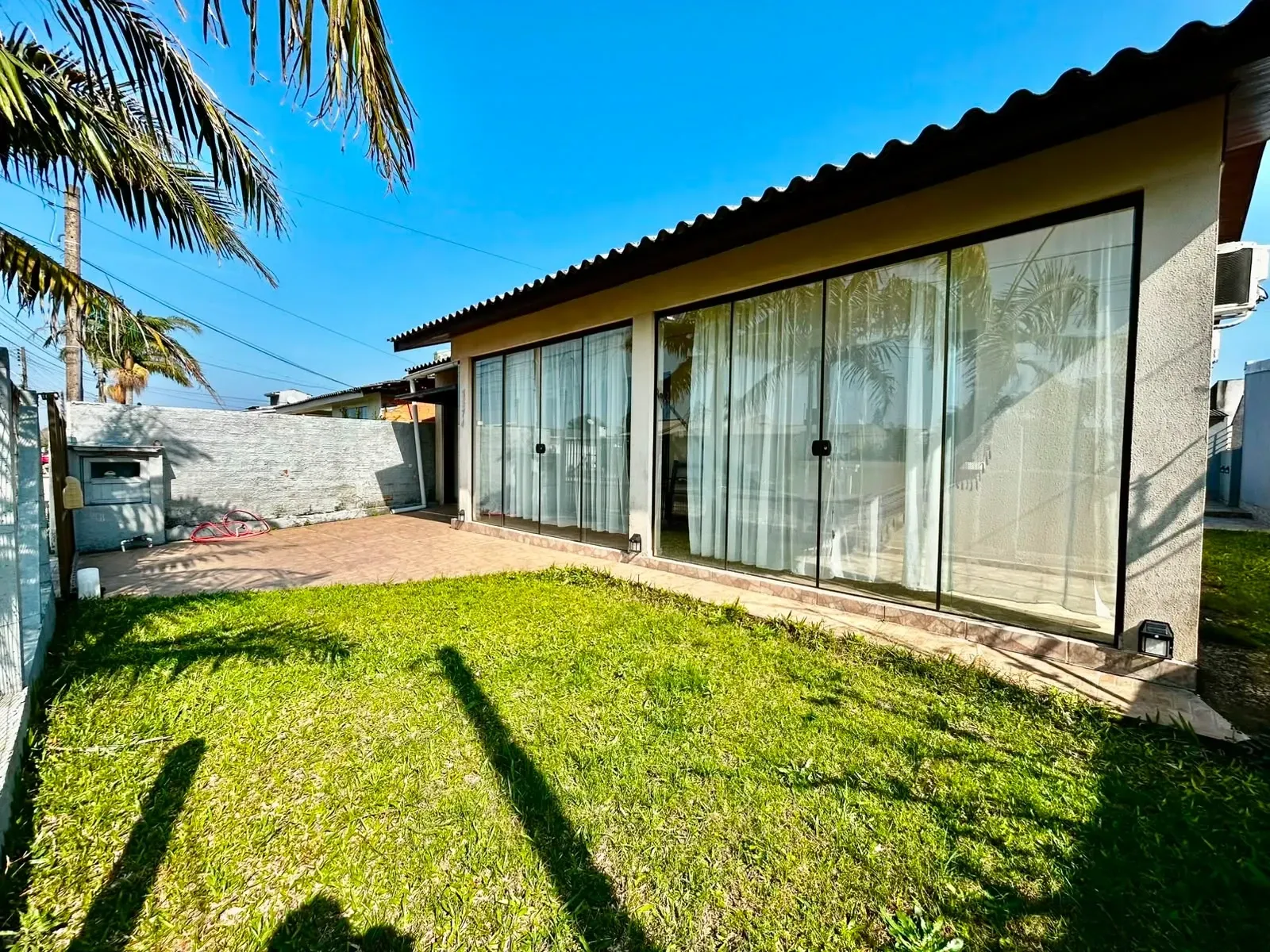 Imagem Casa com 2 Quartos à Venda, 90 m² em Praia de Curumim (Curumim) - Capão da Canoa