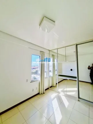 Imagem Apartamento para Venda em Feira de Santana, Santa Mônica, 3 dormitórios, 1 suíte, 1 banheiro, 2 vagas