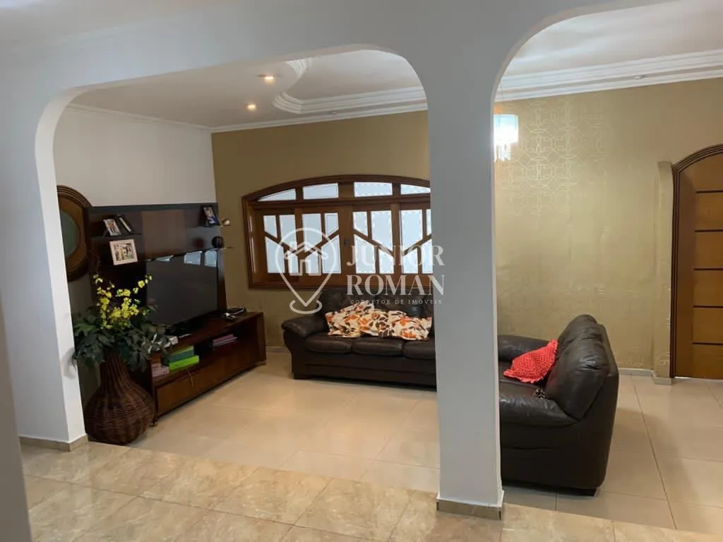 Imagem SOBRADO COM 4 DORMITÓRIOS À VENDA NA VILA EUCLIDES - SÃO BERNARDO DO CAMPO - 235M²