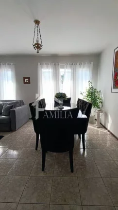 Imagem CASA DE LAJE COM PISCINA NO VILA NOVA