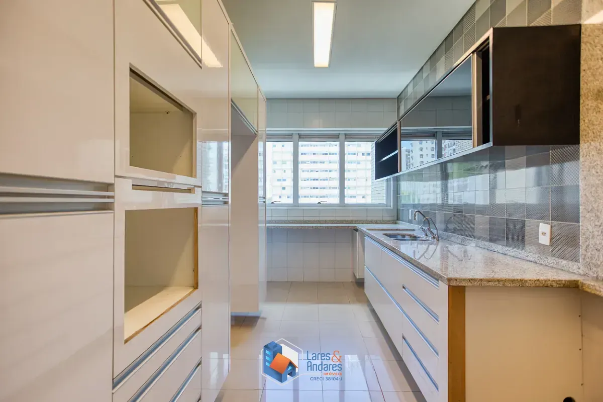 Imagem Apartamento para venda em Perdizes com 3 quartos, sendo 3 suítes, 300m²
