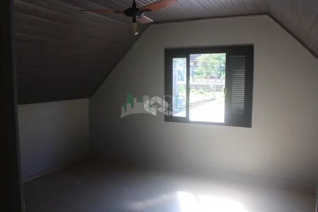 Imagem Casa histórica na Vila do Operários com 3 quartos para Venda no bairro Galópolis em Caxias do Sul