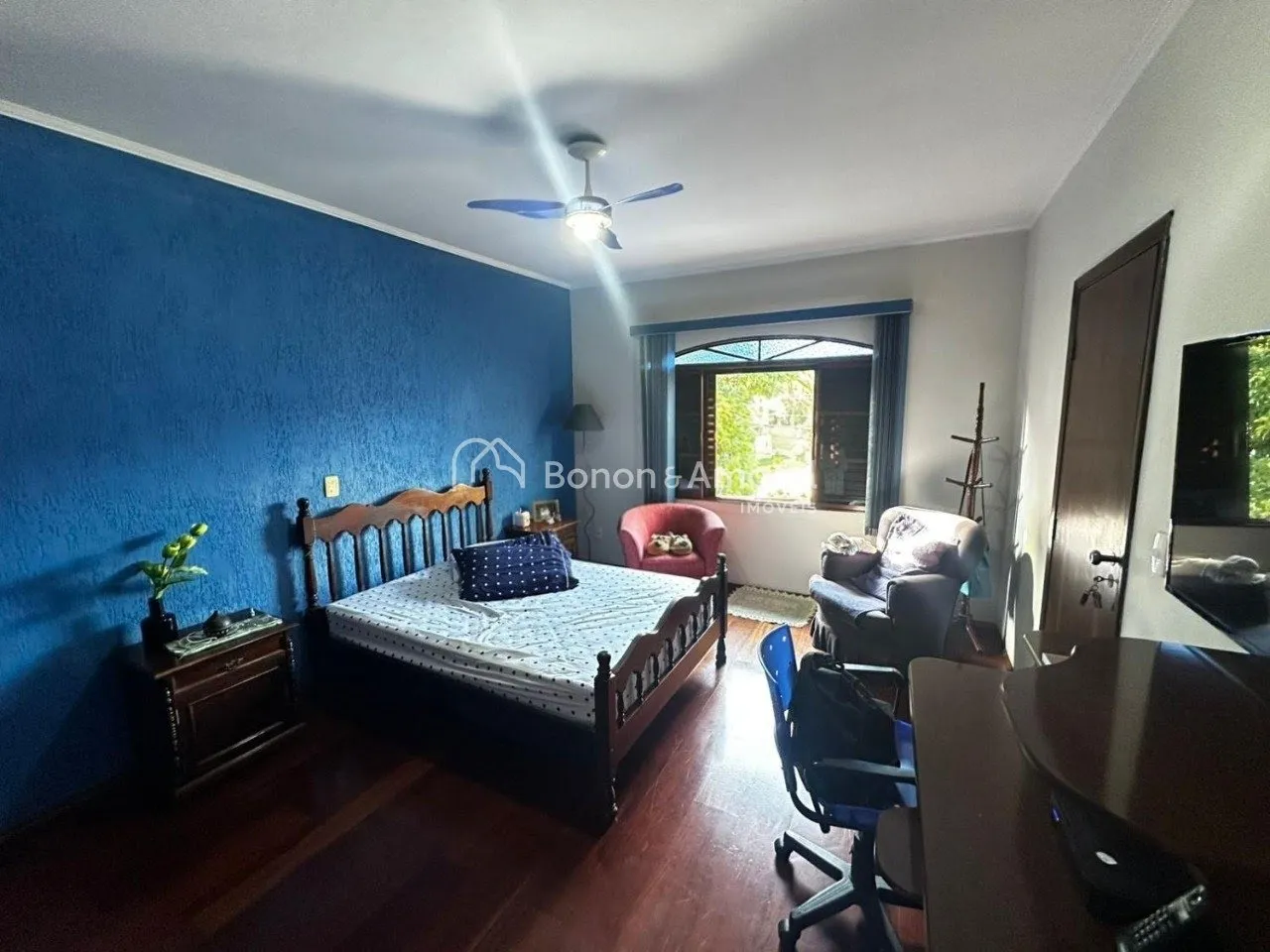 Imagem Casa com Terreno Adicional à Venda no Caminhos de San Conrado em Sousas, Campinas