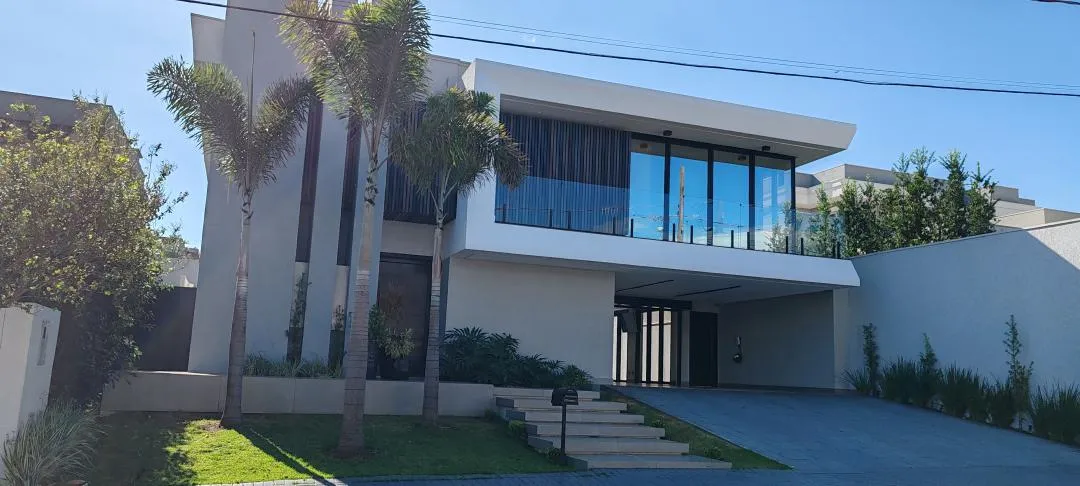 Imagem Sobrado de Luxo com Área de Lazer Completa Condomínio Treviso, Bairro Fag, Cascavel - Venda