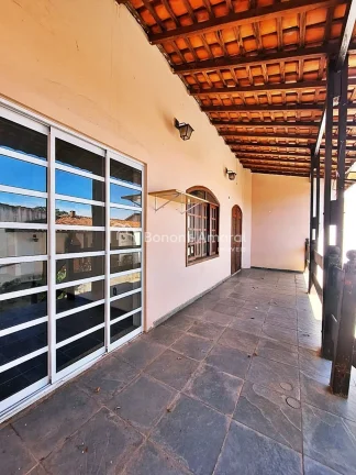 Imagem Casa a venda no Jardim Aurelia em Campina!!

Casa à venda no Jardim Aurélia com 3 suítes planejad...