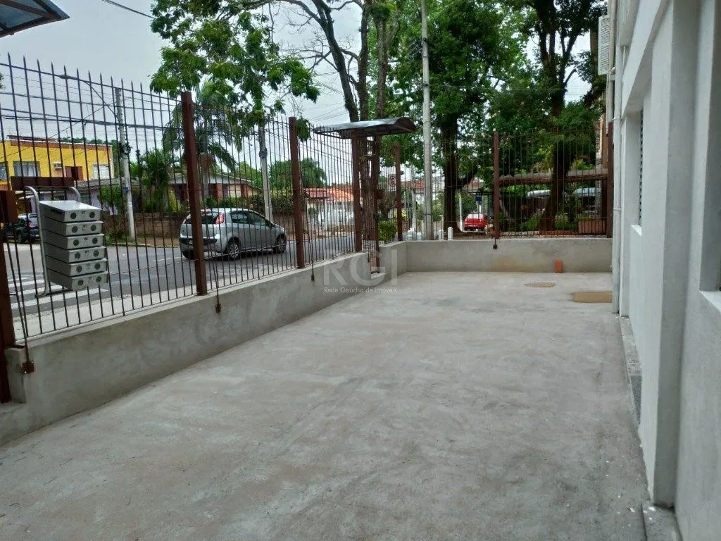 Imagem Apartamento de 4 dormitórios, sendo 2 suites, no bairro Petrópolis DESOCUPADO
