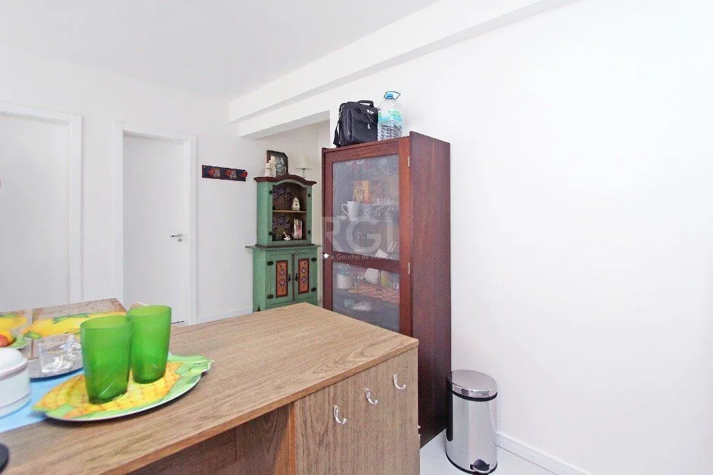 Imagem Apartamento para Venda - 75.43m², 1 dormitório, 2 vagas - Santo Antonio