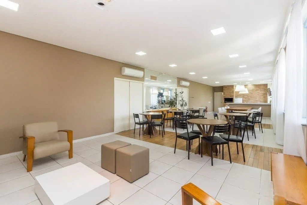 Imagem Apartamento de 3 dormitórios à venda no Bairro Teresópolis, Porto Alegre.