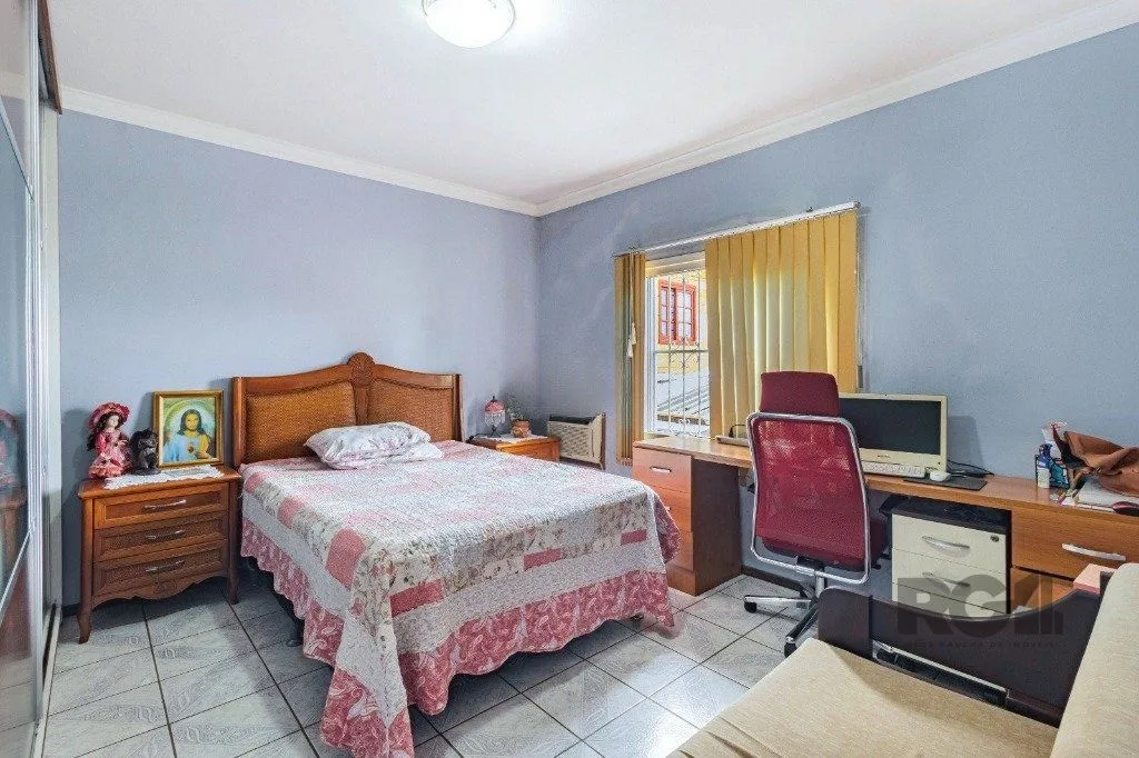 Imagem Casa de 3 dormitórios, no bairro Espírito Santo