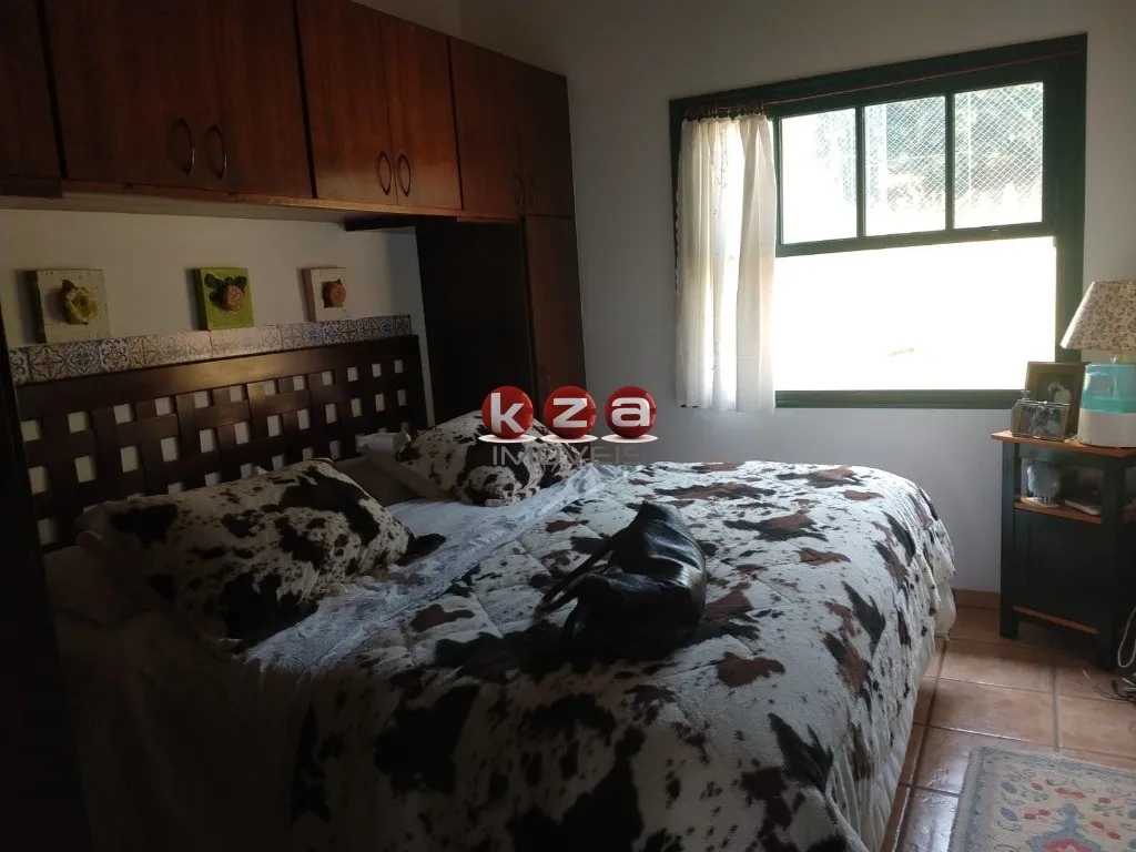 Imagem Imperdível oportunidade: Casa de luxo em condomínio Santa Fé, Vinhedo-SP, com 4 suítes e 8 vagas de garagem!