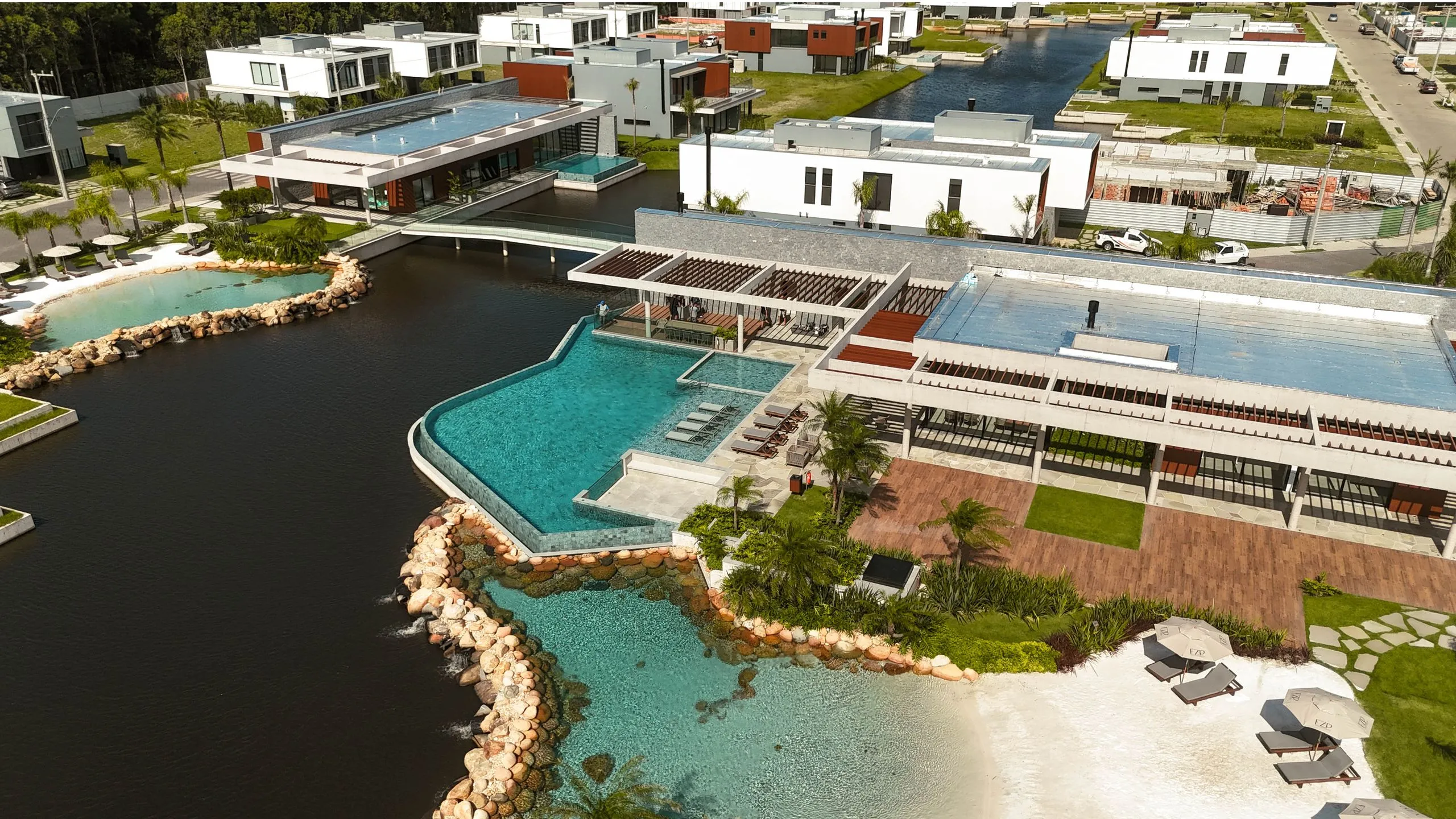 Casa de condomínio à venda em Xangri-lá, Atlântida, com 4 quartos, 294m2