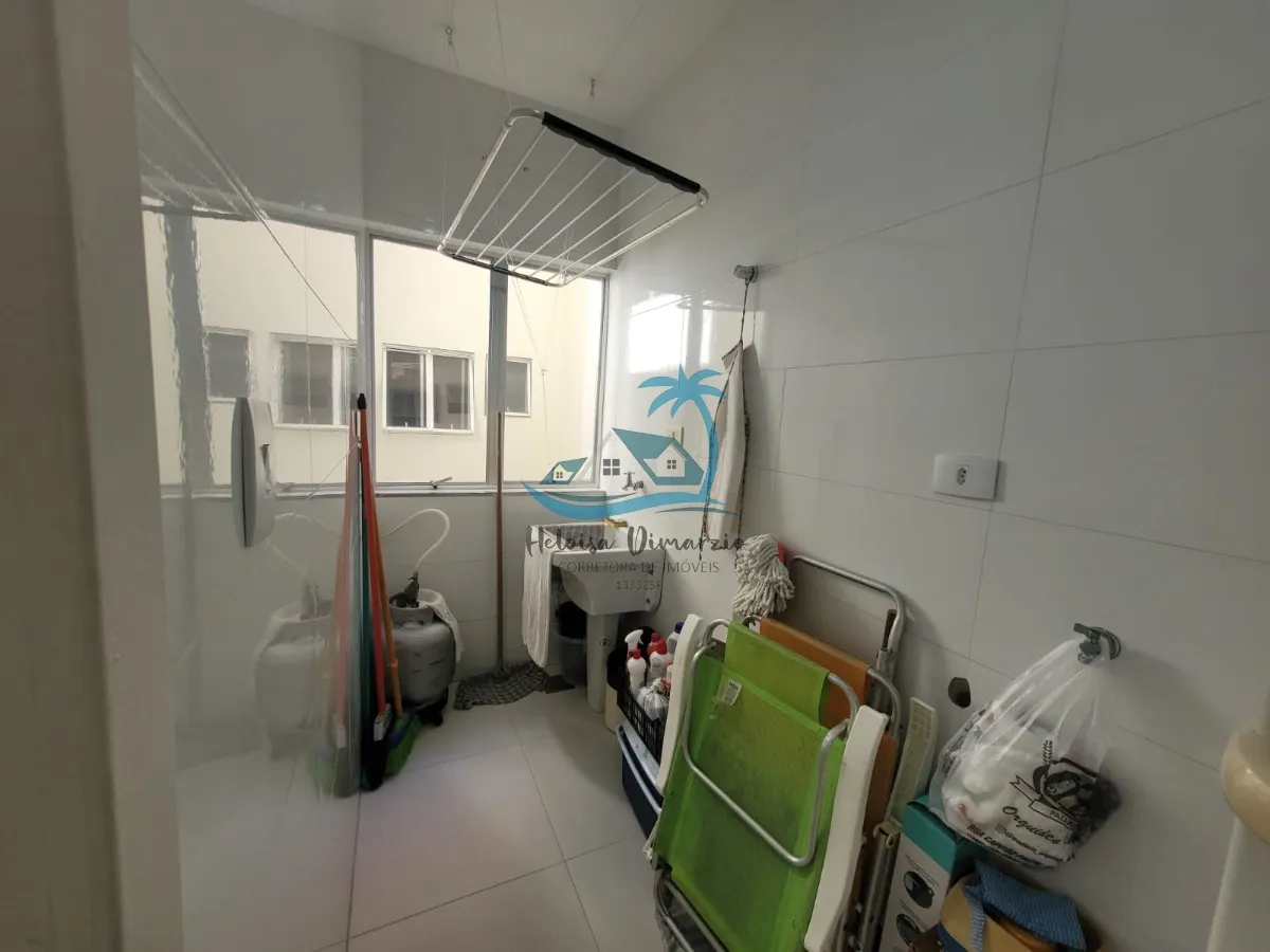Imagem Apartamento com 3 dormitórios reformado a 100 metros do mar no Itaguá em Ubatuba.