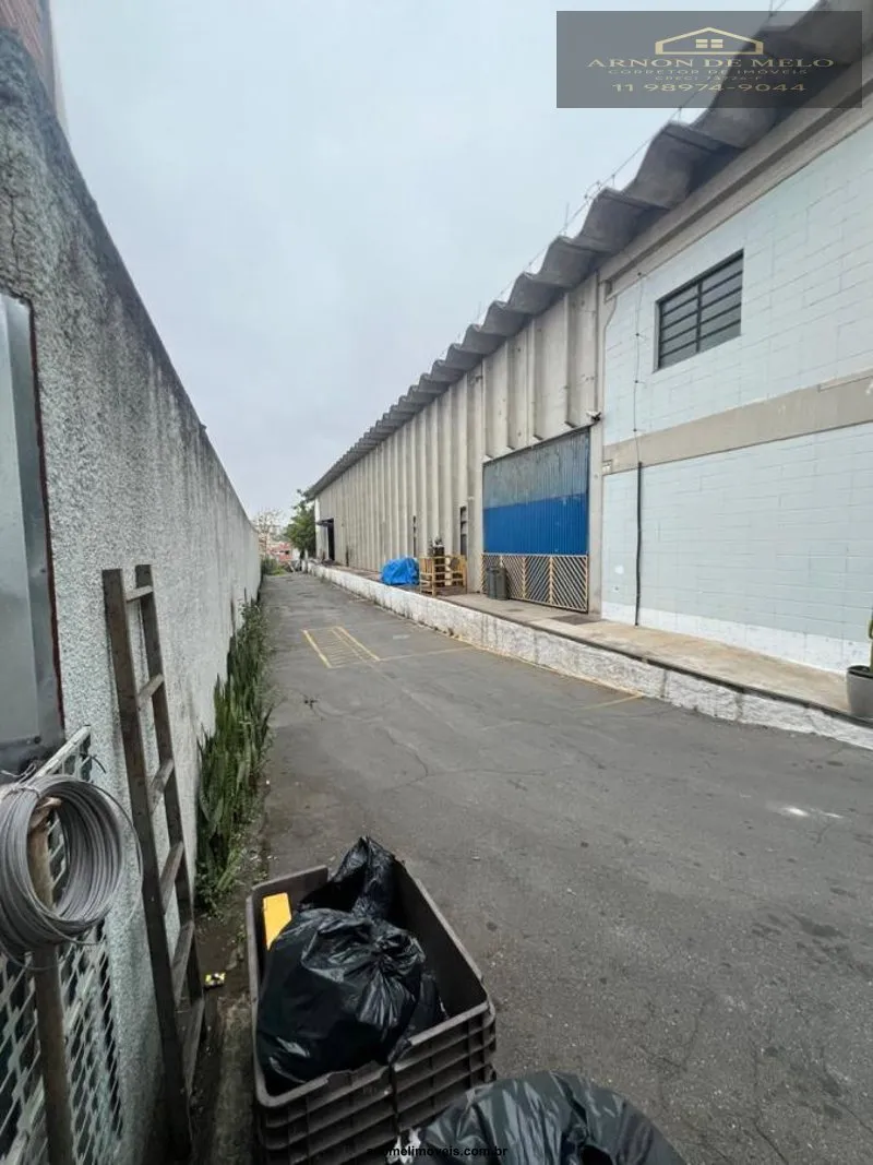 Imagem Galpões para venda em São Bernardo do Campo no bairro Alves Dias