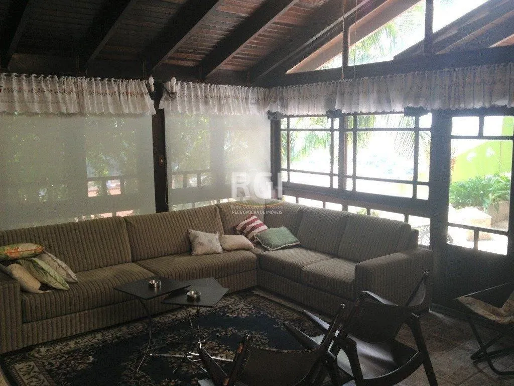 Imagem Casa Condominio para Venda - 350m², 4 dormitórios, sendo 1 suites, 2 vagas - Nonoai