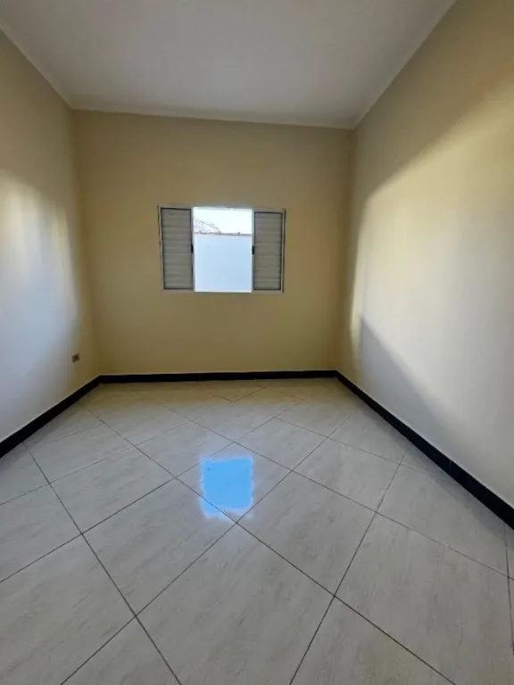 Imagem CASA COM 100,00 m² - GUILHERMINA - PRAIA GRANDE SP