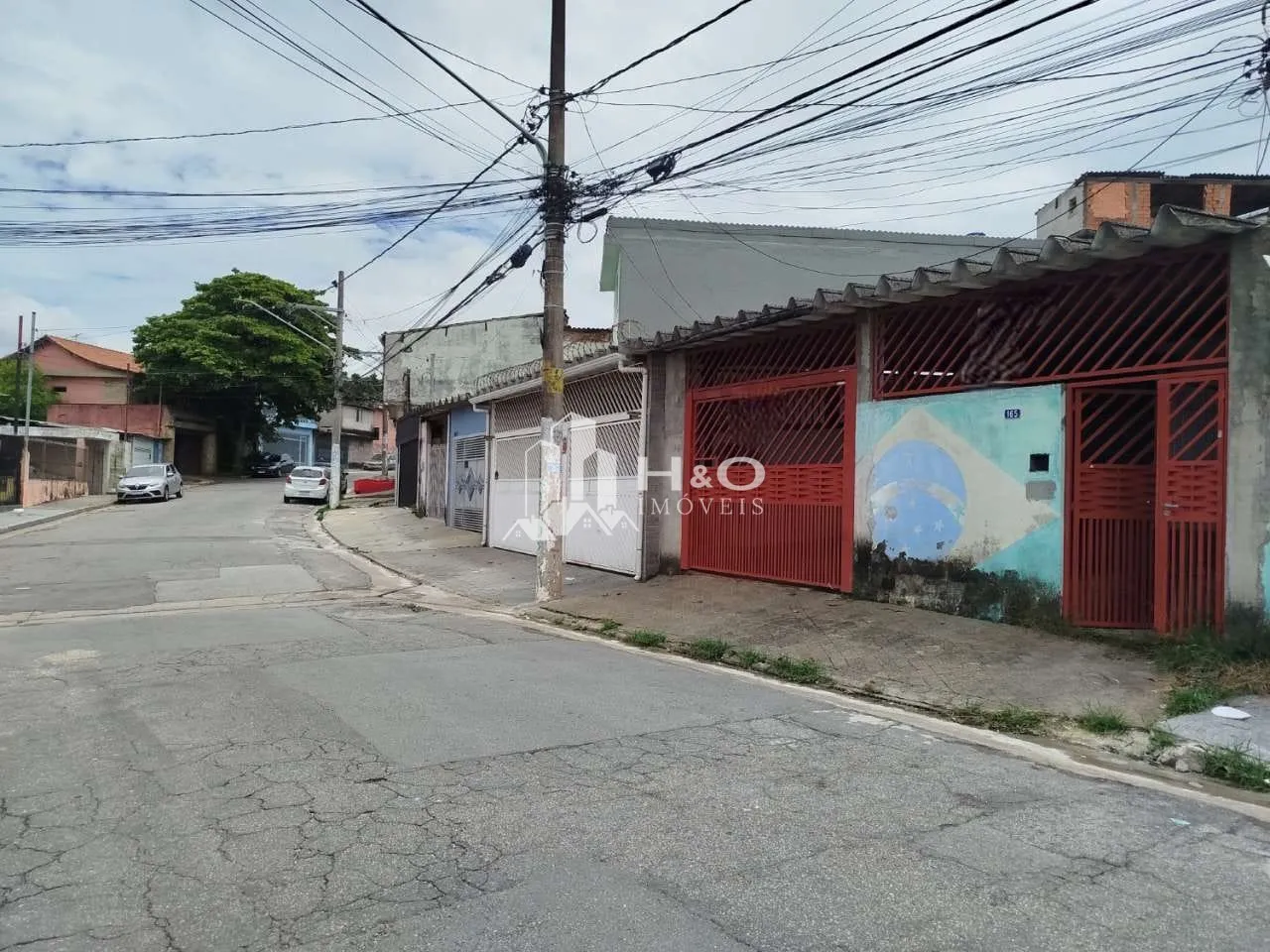 Foto do imóvel Casa ampla e muito bem localizada no bairro de Itaquera, próxima ao Shopping Metrô Itaquera e à Estação Corinthians‑Itaquera.