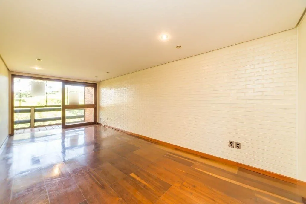 Imagem Apartamento de 3 dormitórios à venda no Bairro Auxiliadora, Porto Alegre.