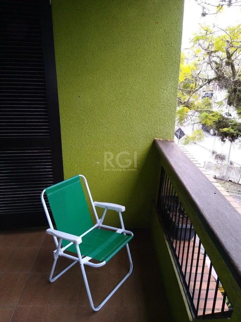 Imagem Casa para Venda - 265m², 5 dormitórios, sendo 2 suites, Floresta