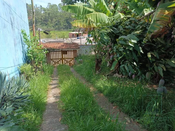 Imagem Casa à Venda em Terra Preta - 445m² de Terreno