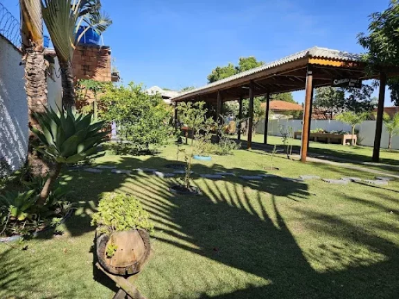 Imagem Para morar ou investir! Chácara com 2 dormitórios e pomar à venda, 1000 m por R$ 690.000 - Bosque dos Eucaliptos - Araçoiaba da Serra/SP