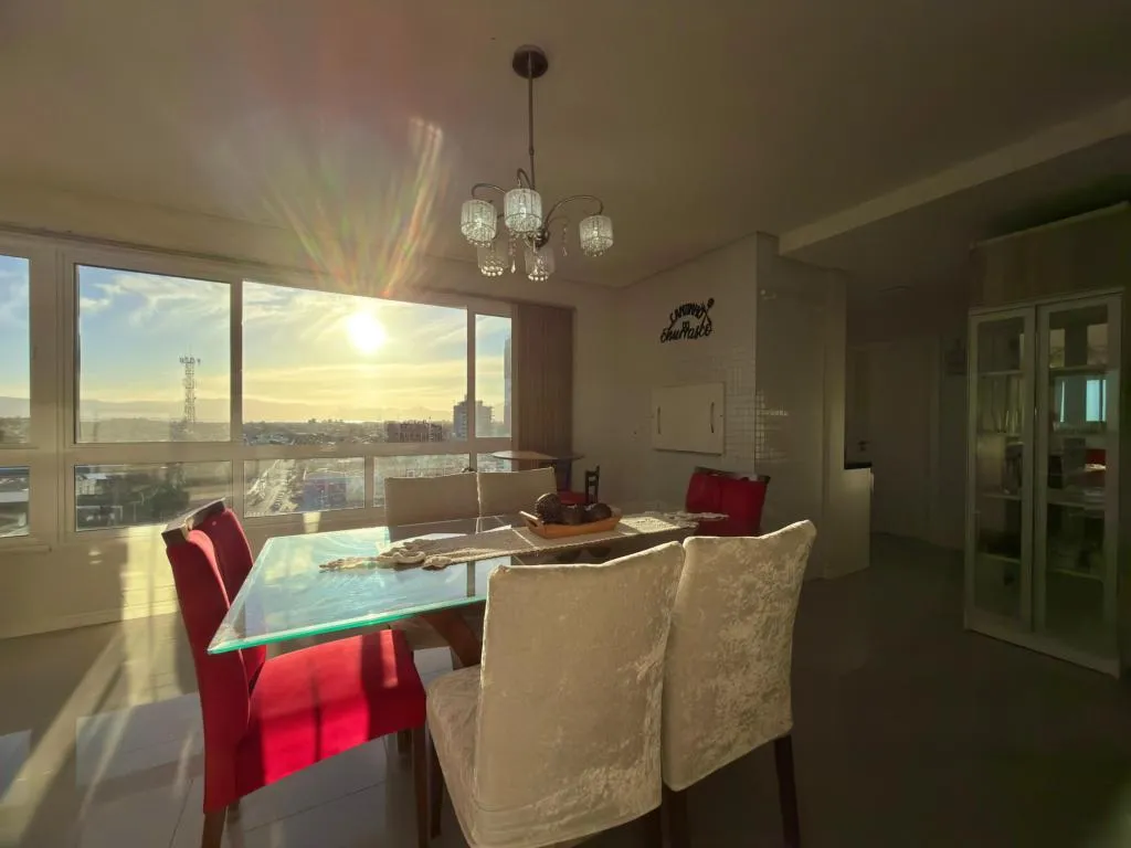 Imagem Apartamento 3 Dormitórios - Bairro Navegantes