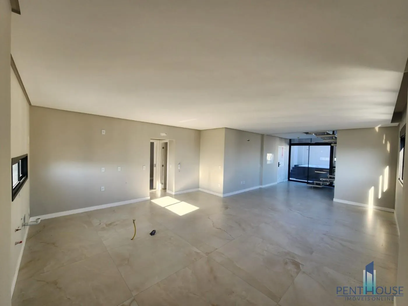 Imagem Cobertura Duplex para Venda em Balneário Camboriú, CENTRO, 3 dormitórios, 3 suítes, 4 banheiros, 3 vagas