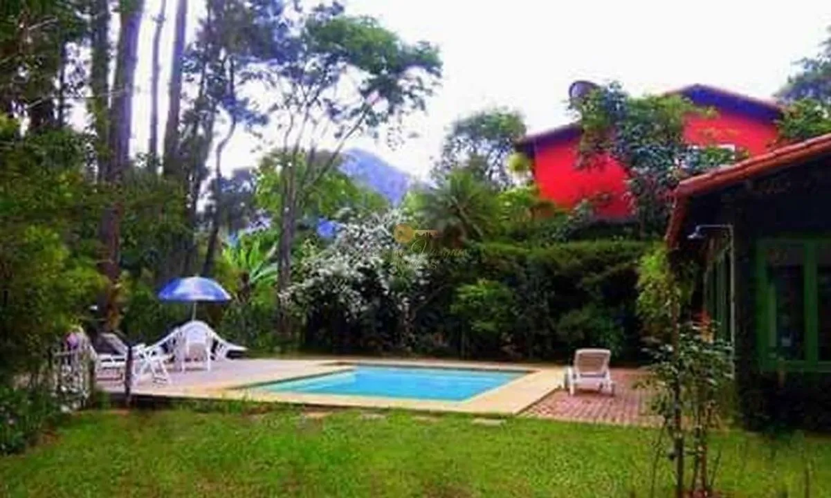 Imagem Sítio para Venda em Teresópolis / RJ no bairro Santa Rita