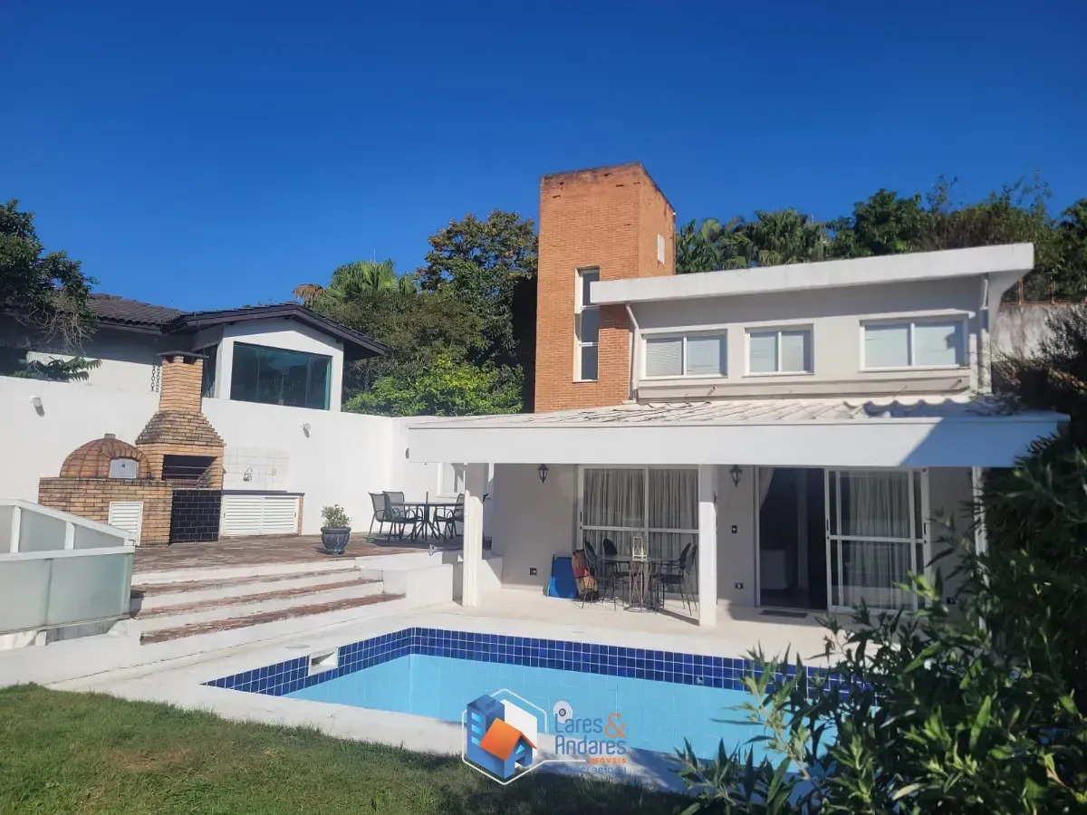 Imagem Casa para venda em Parque dos Príncipes com 3 quartos, sendo 3 suítes, 327m²